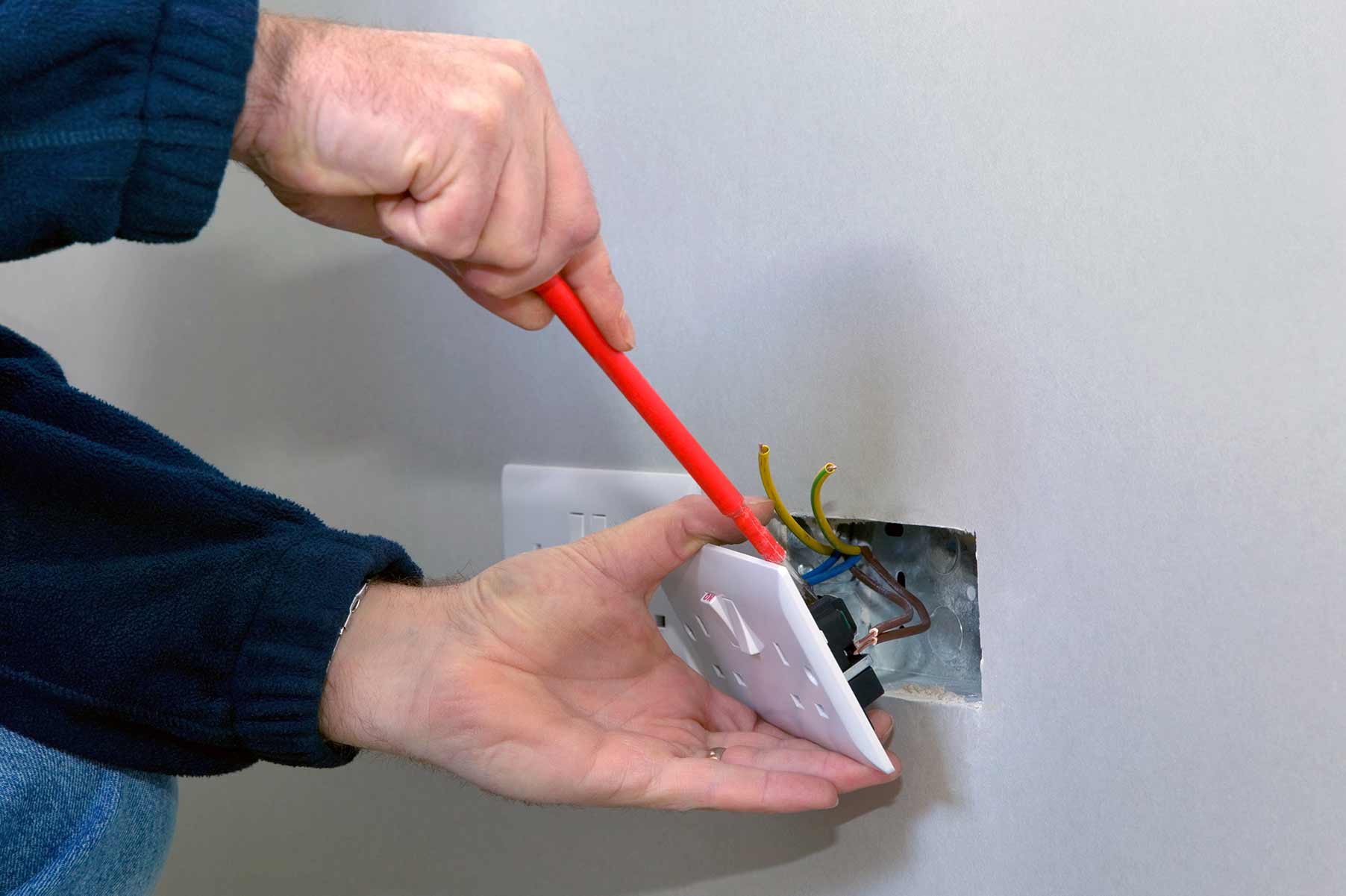 Our electricians can install plug sockets for domestic and commercial proeprties in Heathfield and the local area. 